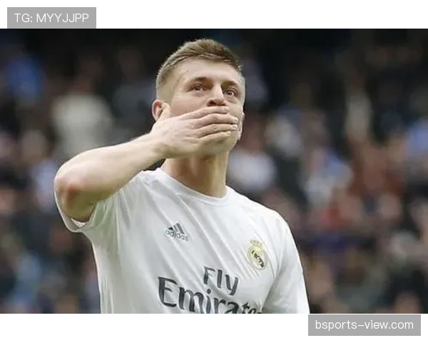 德容与托尼·克罗斯传球风格对比：节奏控制与进攻发起方式有何差异